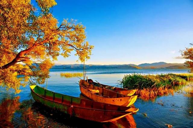 大家推薦一些，比較不錯的旅游圣地吧。個(gè)人更偏好自然景觀(guān)？