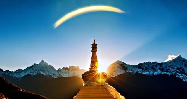 大家推薦一些，比較不錯的旅游圣地吧。個(gè)人更偏好自然景觀(guān)？