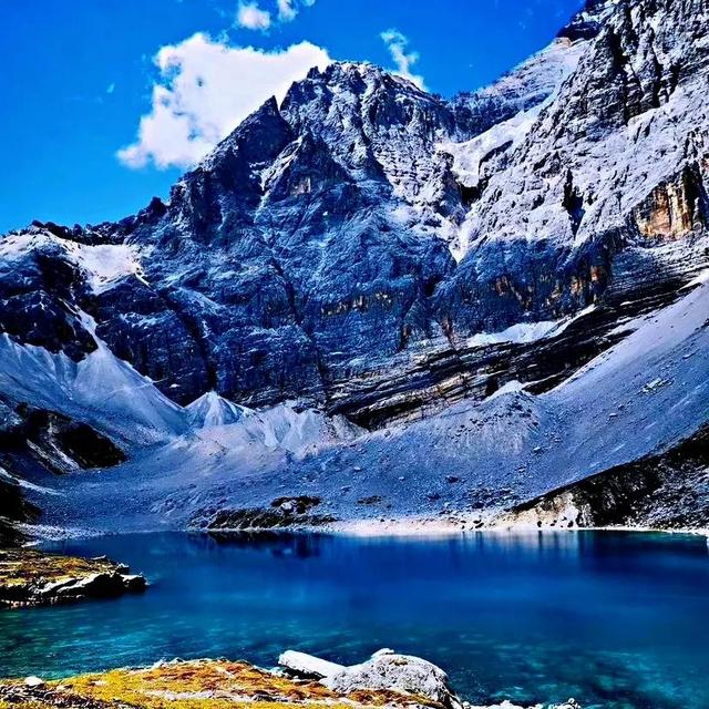 大家推薦一些，比較不錯的旅游圣地吧。個(gè)人更偏好自然景觀(guān)？