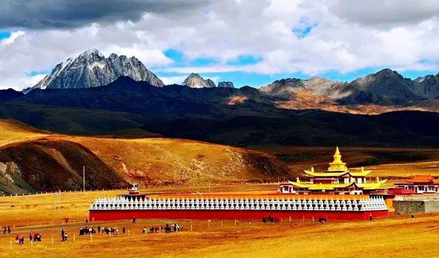 大家推薦一些，比較不錯的旅游圣地吧。個(gè)人更偏好自然景觀(guān)？