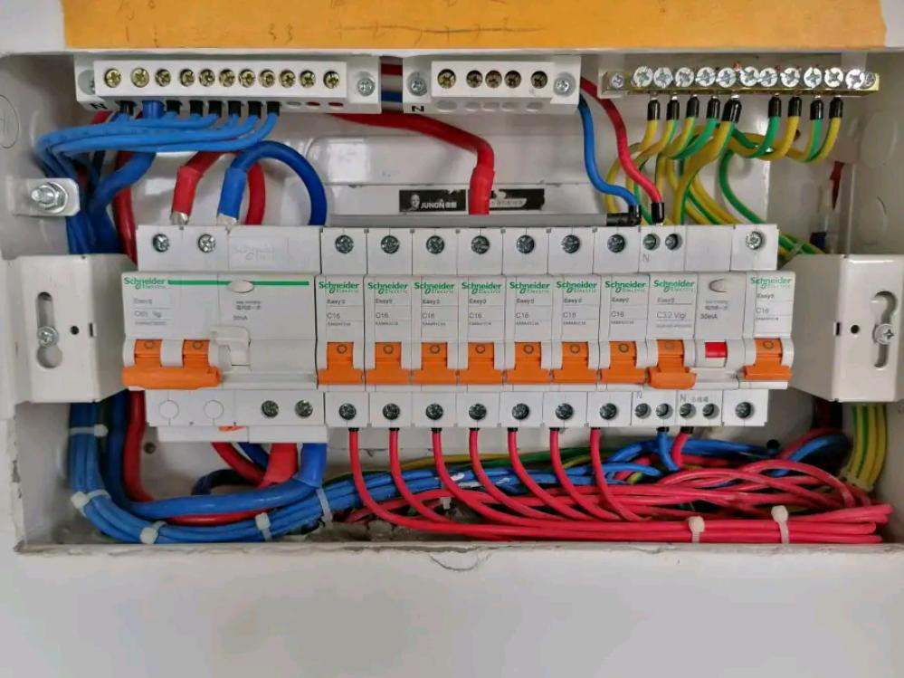 專業(yè)電路跳閘維修 線路改造  故障排查