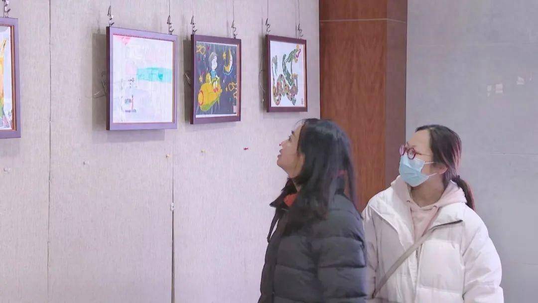 廢棄紙張變藝術(shù)畫(huà)作？這場(chǎng)展覽一定讓你大開(kāi)眼界  第1張