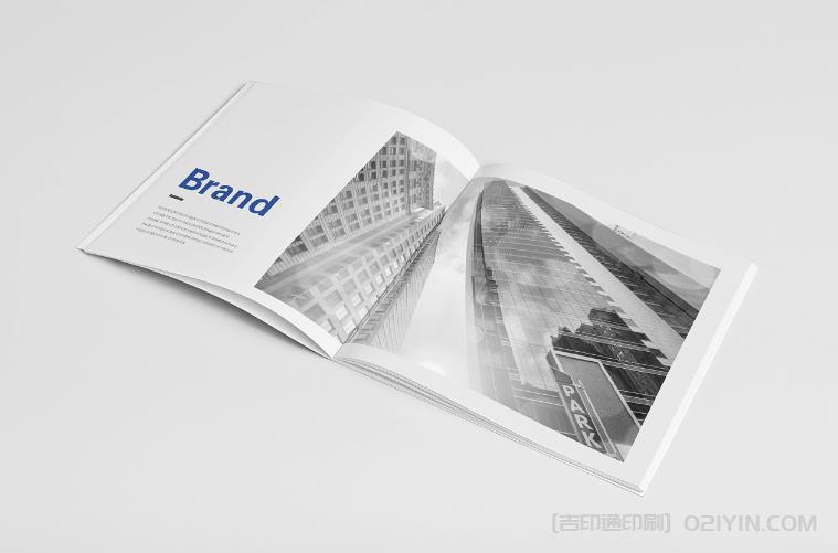 畫(huà)冊封面上使用凹凸壓印工藝的設計建議？  第1張